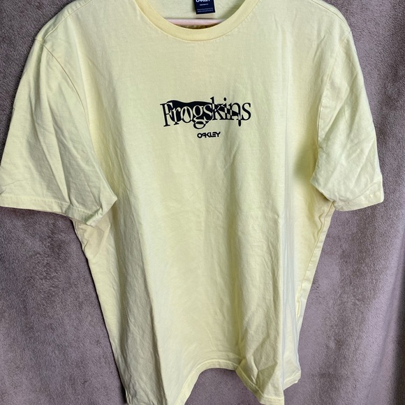 Oakley Limited Edition FrogSkins T-Shirt - Picture 1 of 3